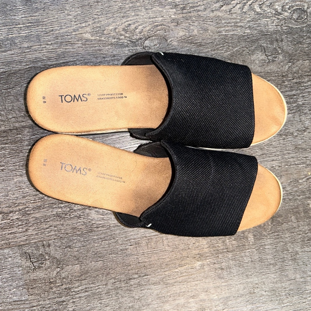 TOMS, diana, mule, platform, size 8, black, white & beige